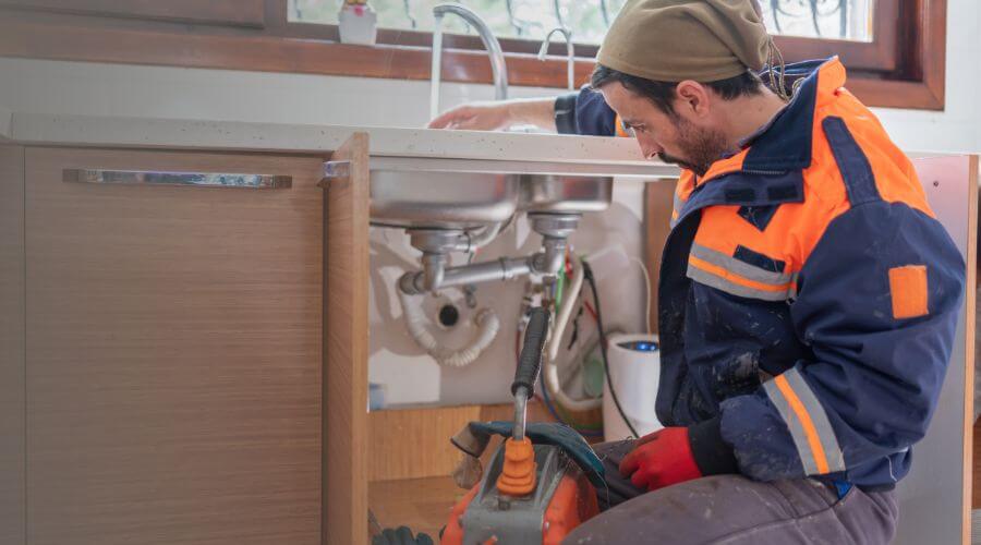 Local water heater installation in Steger, IL